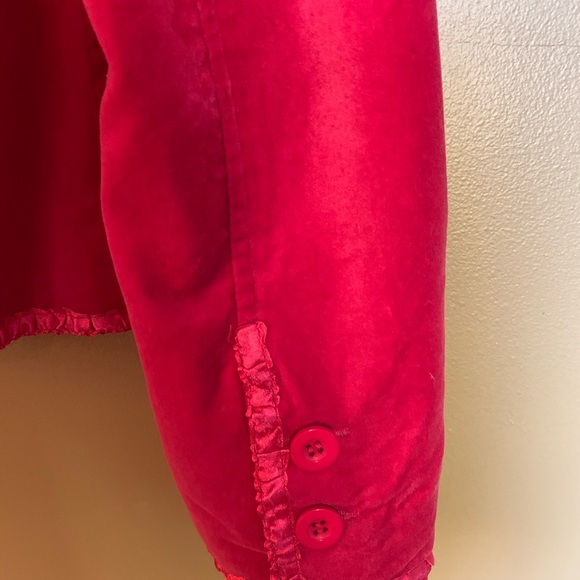 Blazer - Picture 6 of 6